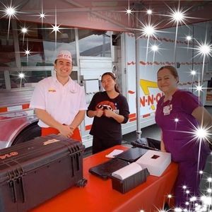 Meet your Posher, Noemi